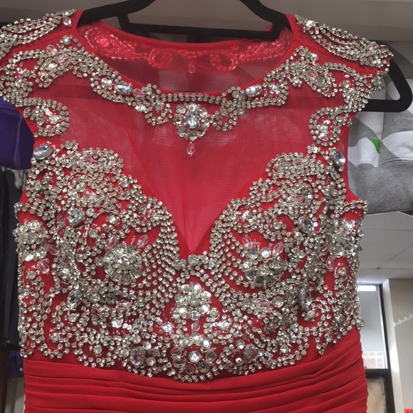 Jovani Dresses & Skirts - Jovani Women’s size 4 Gown